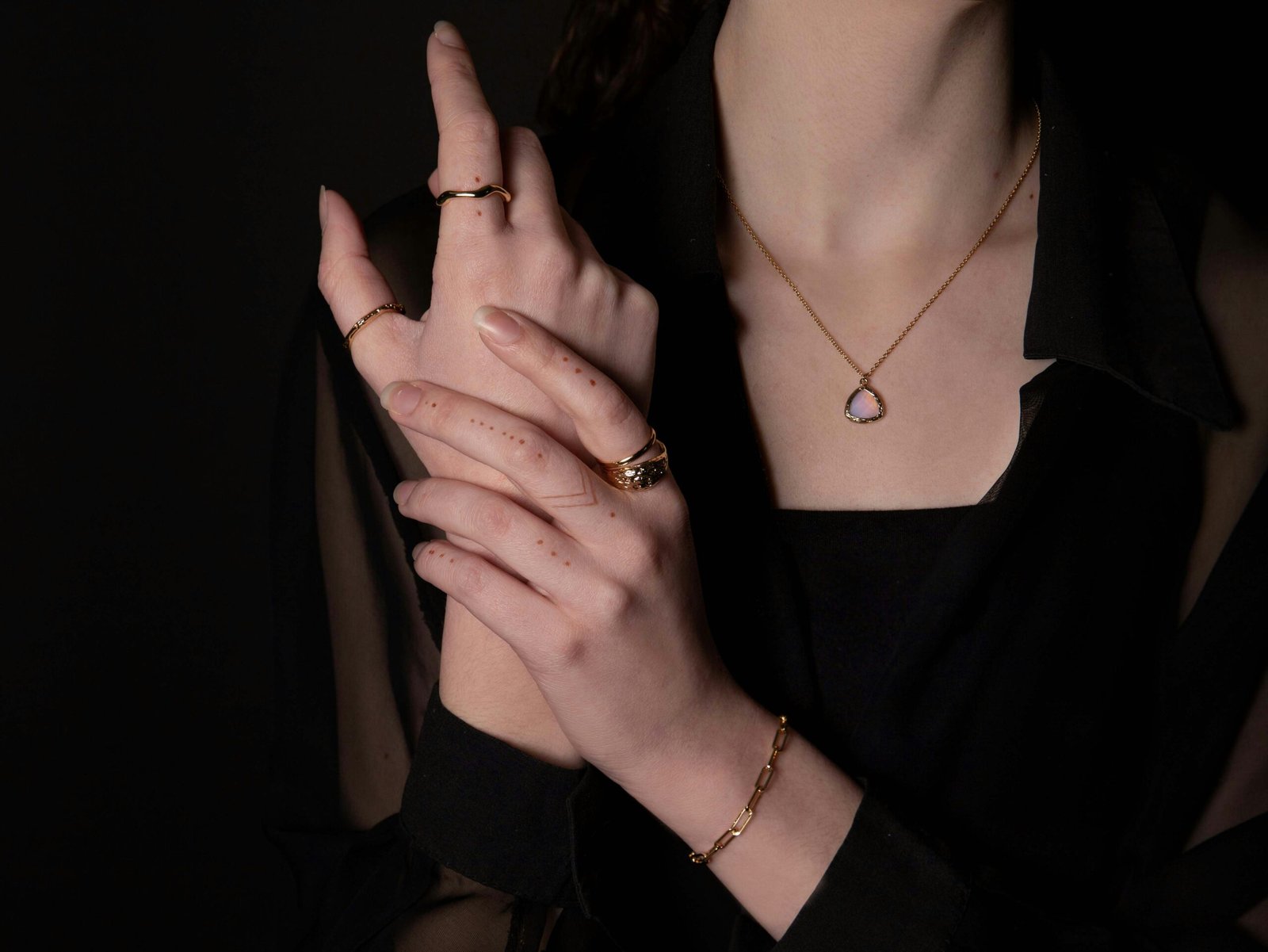 minimal jewellery for women