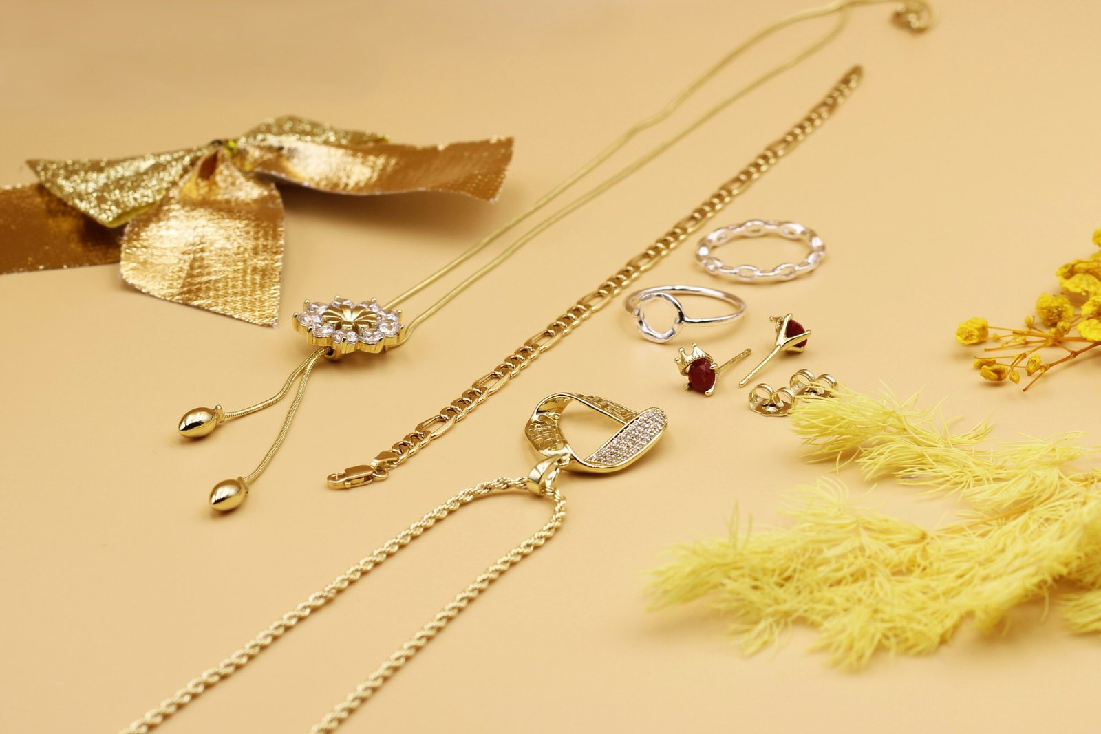 different gold plated jewellery for women