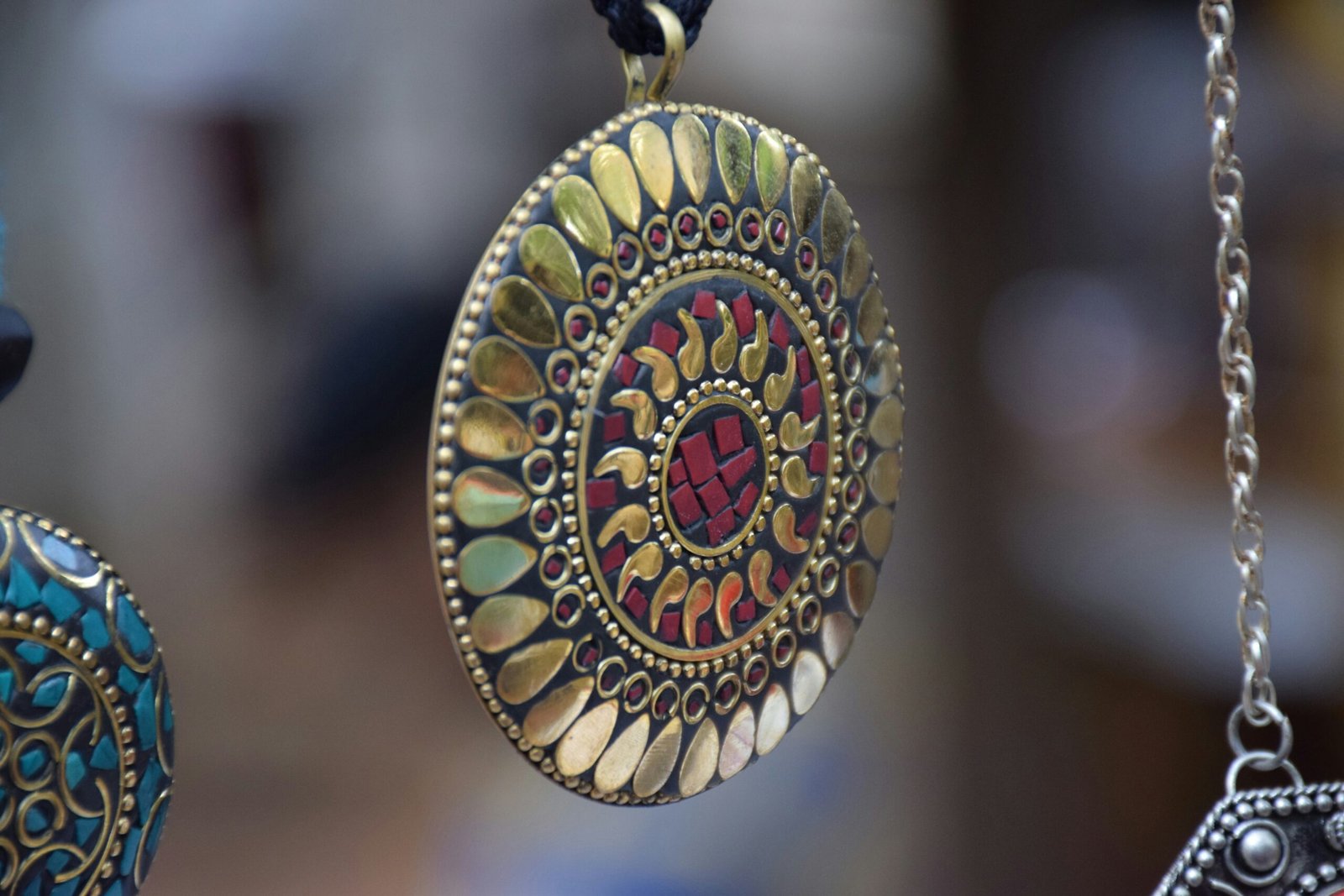 Aurelia Pendant for women